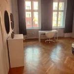 Rent a room of 120 m² in Berlin