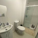 Rent 6 bedroom flat in South East England