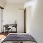 Rent a room in lisbon