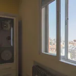 Rent a room in Madrid