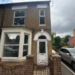 Rent 3 bedroom house in East Midlands