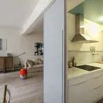 Appartement de 78 m² avec 1 chambre(s) en location à Paris