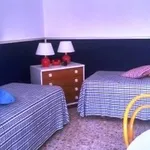 Rent 3 bedroom apartment of 70 m² in Roma