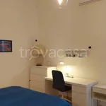 Rent 2 bedroom apartment of 63 m² in Napoli