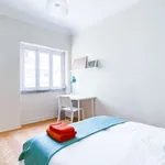 Rent a room in lisbon