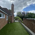 Rent 5 bedroom apartment in South East England