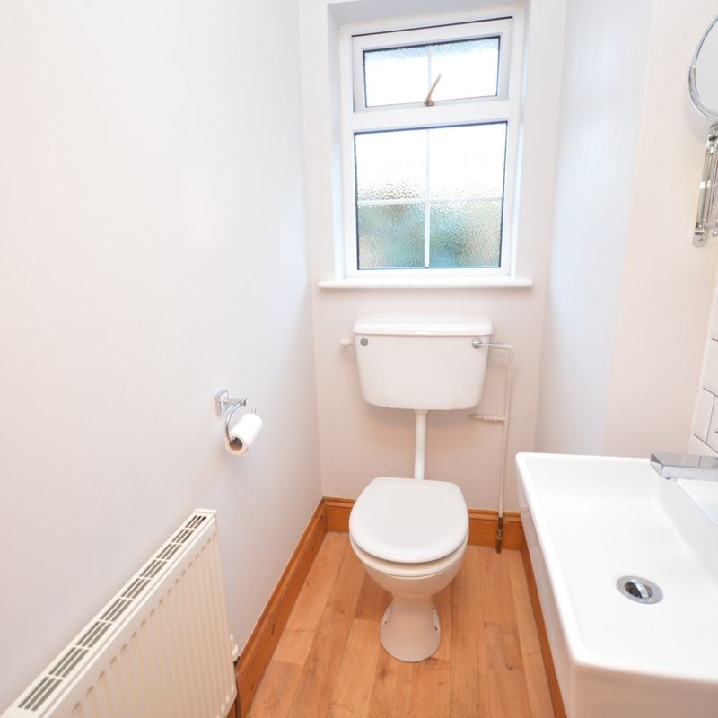 apartment for rent in Northover Road, Pennington, Lymington, Hampshire, SO41 Upper Pennington