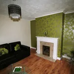 Rent 4 bedroom house in Leeds