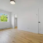 Appartement de 1582 m² avec 5 chambre(s) en location à Longueuil