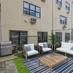 Rent 3 bedroom house in Brooklyn