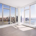 Rent 2 bedroom apartment of 104 m² in New York