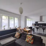 Appartement de 135 m² avec 3 chambre(s) en location à forest