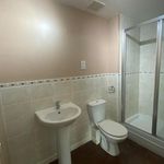 Rent 4 bedroom flat in East Midlands