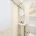 Rent 2 bedroom apartment of 88 m² in London