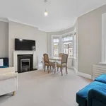 Rent 3 bedroom apartment of 99 m² in London