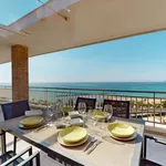 Rent 5 bedroom apartment of 75 m² in Alicante