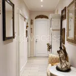 Rent 2 bedroom apartment of 70 m² in Roma