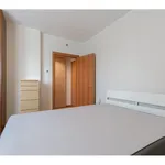 Rent 2 bedroom apartment of 68 m² in Milano