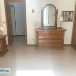 Rent 2 bedroom apartment of 60 m² in Naples