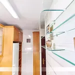 Rent 4 bedroom apartment in Seville