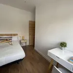 Rent 8 bedroom apartment in Madrid