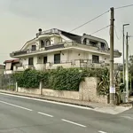 Rent 10 bedroom house of 720 m² in Capua