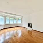 Maison de 270 m² avec 6 chambre(s) en location à Ukkel