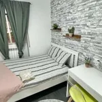 Rent a room in madrid