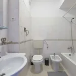 Rent a room in Almada