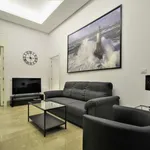 Rent a room of 166 m² in madrid