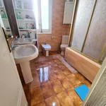 Rent a room of 220 m² in Madrid