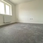 Rent 3 bedroom flat in East Of England