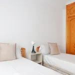 Alquilo 6 dormitorio apartamento de 80 m² en Málaga