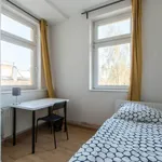 Miete 5 Schlafzimmer wohnung in Berlin