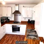 Rent 4 bedroom house in Wales