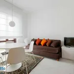 Rent 3 bedroom apartment of 90 m² in Milan