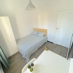 Alquilar 4 dormitorio apartamento en Seville