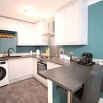 Rent 2 bedroom flat in Glasgow  East