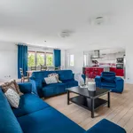 Rent 4 bedroom apartment of 143 m² in Warszawa