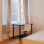 Miete 6 Schlafzimmer wohnung in Berlin