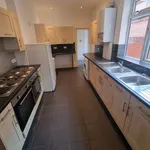 Rent 5 bedroom house in West Midlands