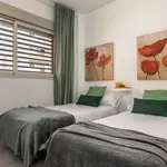 Alquilo 4 dormitorio apartamento de 145 m² en Madrid