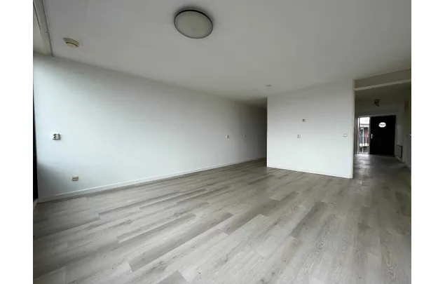 Huur 3 slaapkamer appartement van 90 m² in Rotterdam