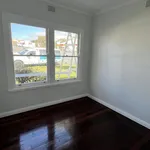 Rent 4 bedroom house in Woolgoolga