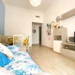 Rent 2 bedroom apartment of 80 m² in rome