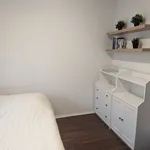 Rent 5 bedroom apartment in Montreal