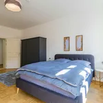 Miete 5 Schlafzimmer wohnung von 120 m² in Berlin