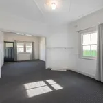 Rent 2 bedroom apartment in Hamilton North