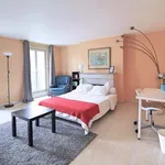 Rent a room of 240 m² in Marseille