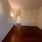 Rent 5 bedroom apartment of 220 m² in Torino